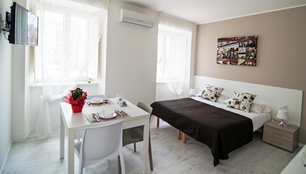 Domo Apartments - Trieste Goldoni Eksteriør bilde